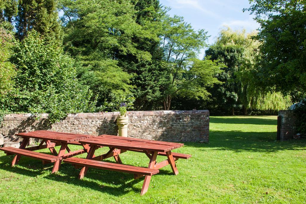 Bath Arms Crockerton Hotell Warminster Exteriör bild